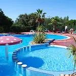 Lagrange Les Pescalunes Hotell 3*