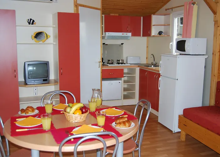 Lagrange Les Pescalunes 3* 아그